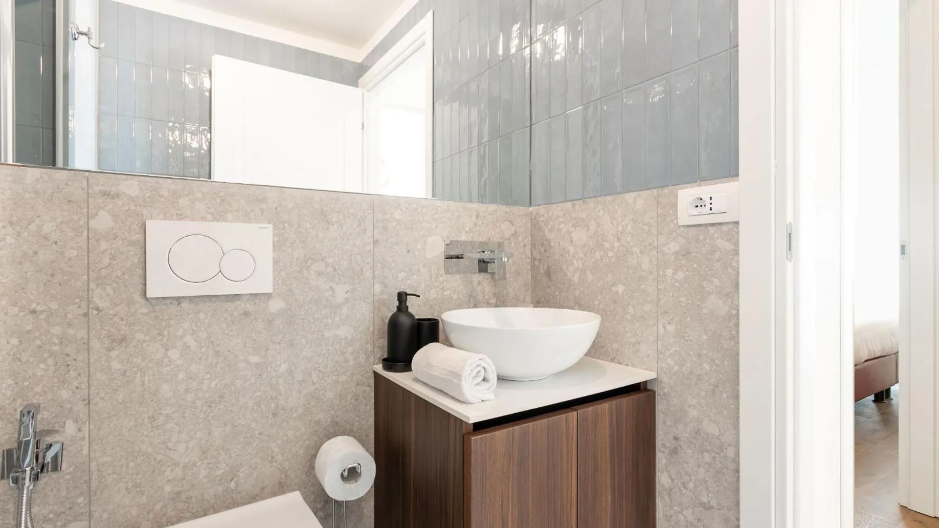 Mazzini By Halldis Milan