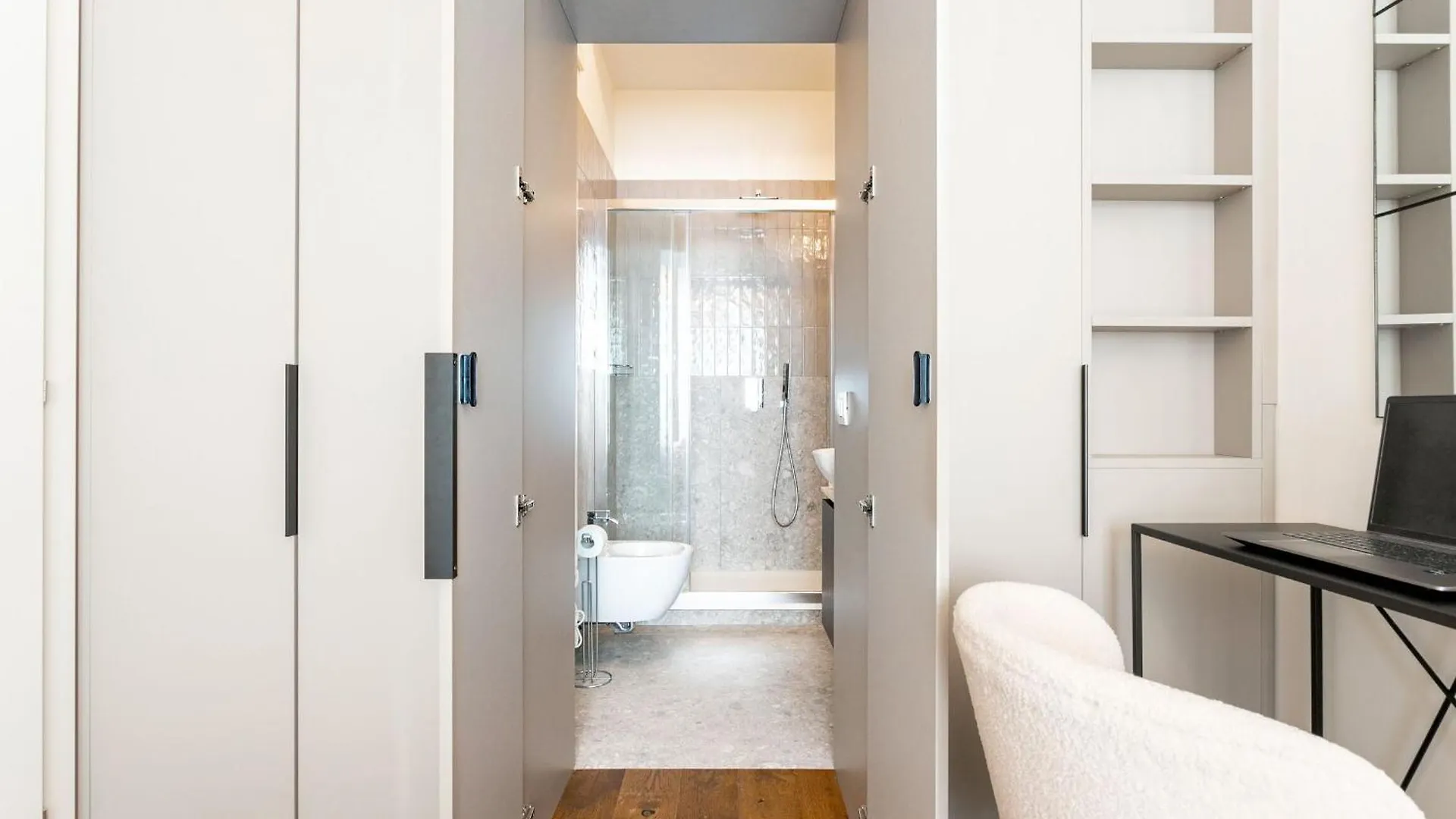 Mazzini By Halldis Milan Apartment