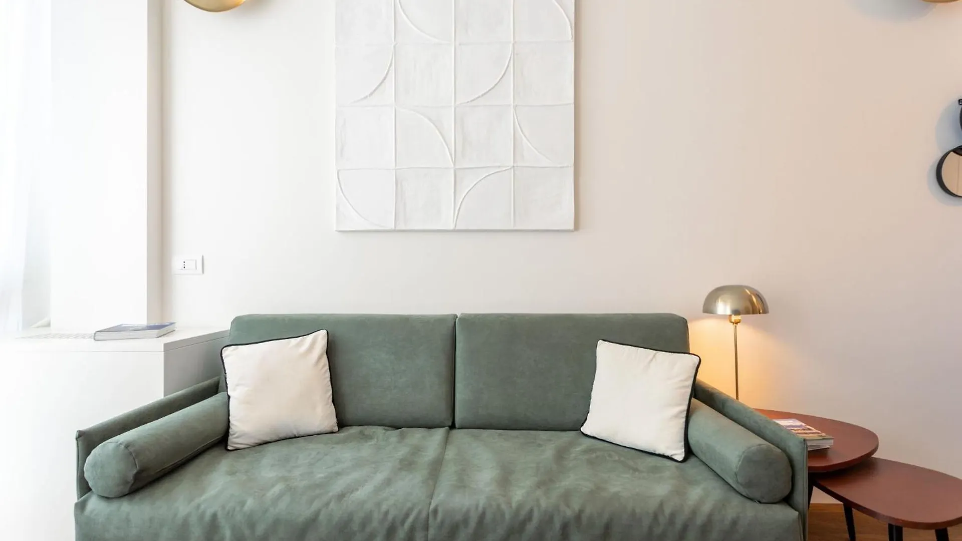 Mazzini By Halldis Milan Apartment